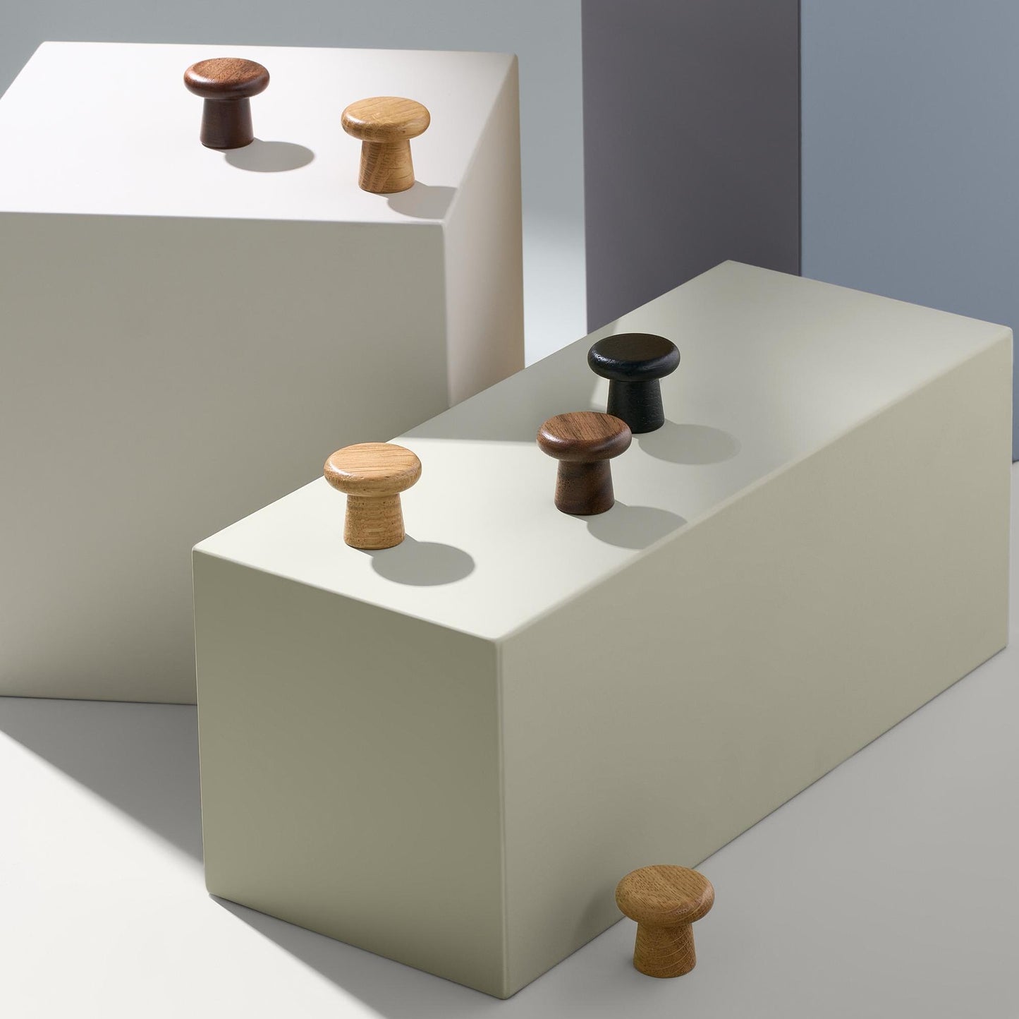 Vonsild Classis Oak Clear Lacquered Wooden Handle 160mm & Knob