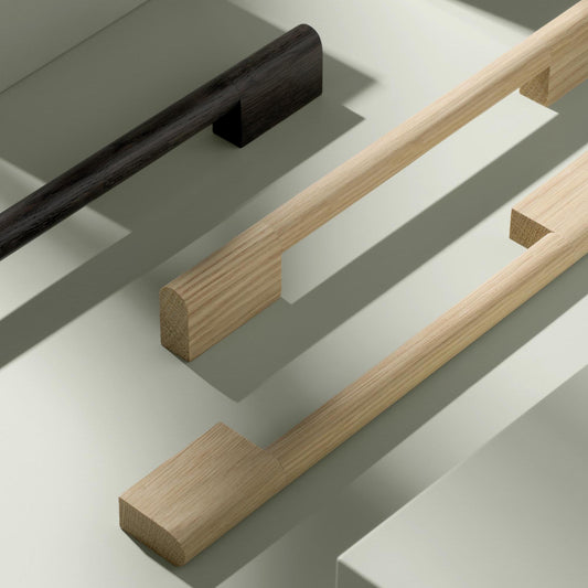 Vonsild Fortis Oak Clear Lacquered Wooden Handle 224mm/288mm & 448mm/512mm