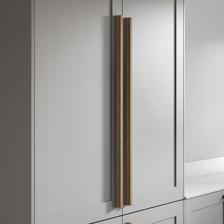 Furnipart Track Oak Clear Lacquered Handle 50mm 200mm 600mm 1200mm