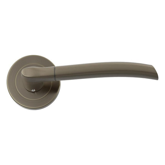 Howdens Newington Antique Brass Lever on Rose Door Handle Pair