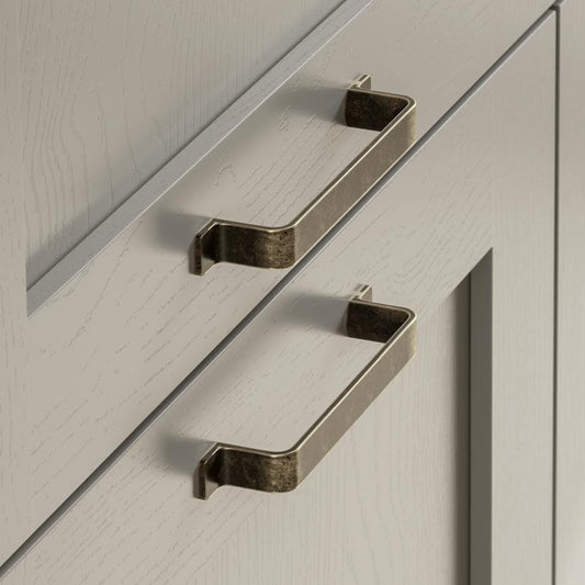 Howdens Belfry Handle 164mm & Round Knob Antique Brass Effect