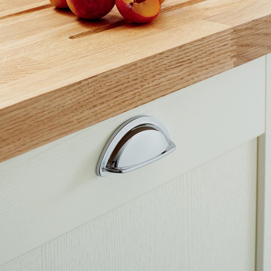 Howdens Courtier Polished Chrome Effect Chunky Cup Handle & Knob 94mm