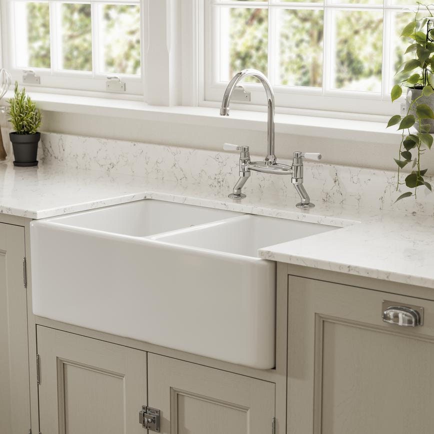 Howdens Duchess Handle Knob Latch Polished Chrome Effect