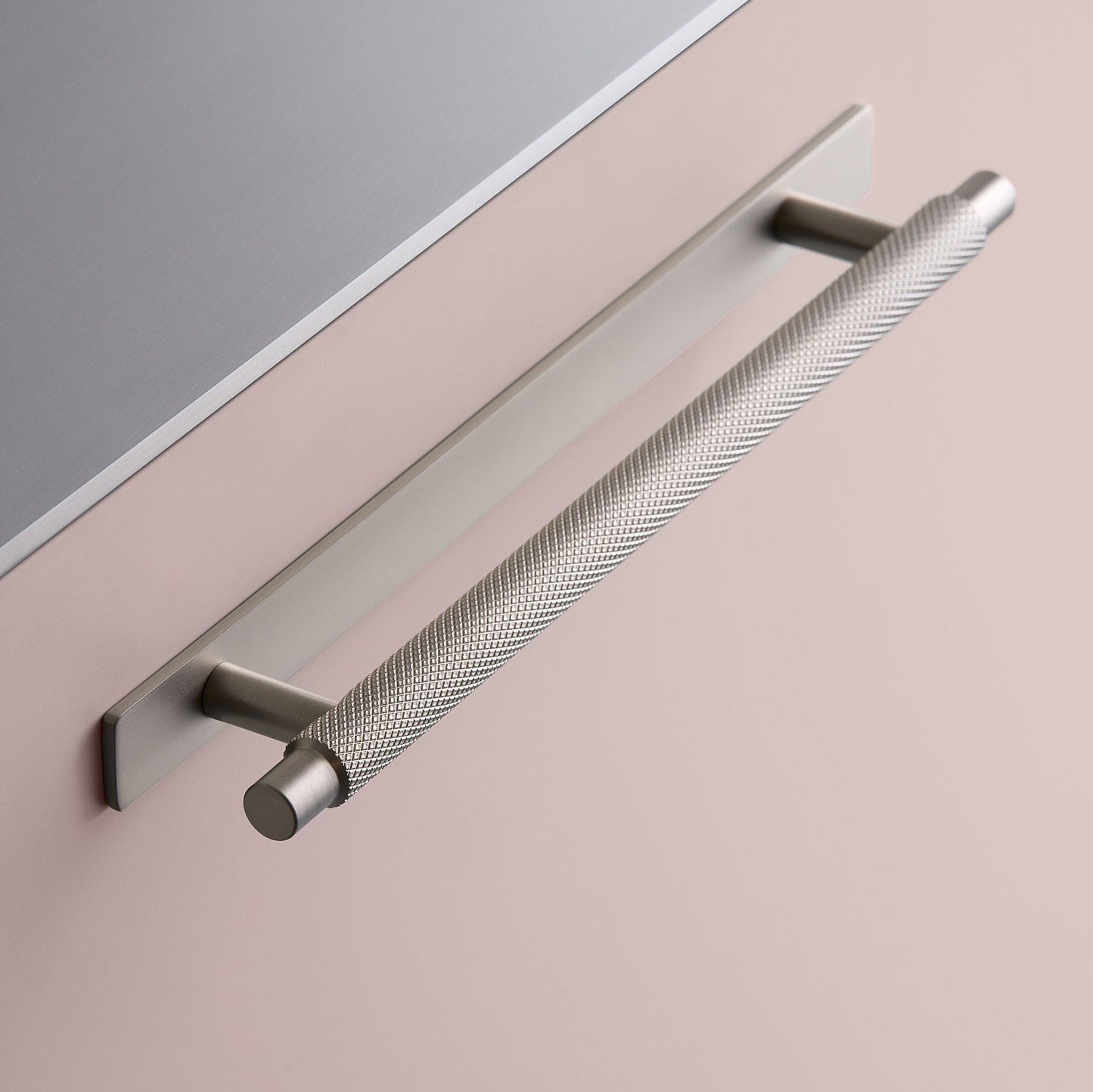 Furnipart Manor Knurled Handles & Knobs Inox Silver