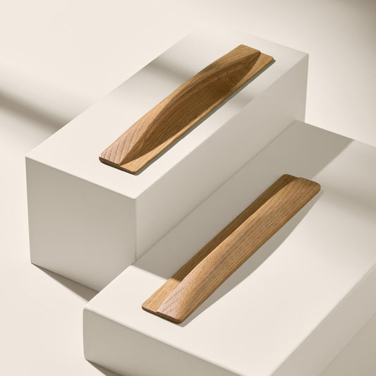 Vonsild Taurus Ash Stained Black Wooden Handle & Knob 32mm 128mm