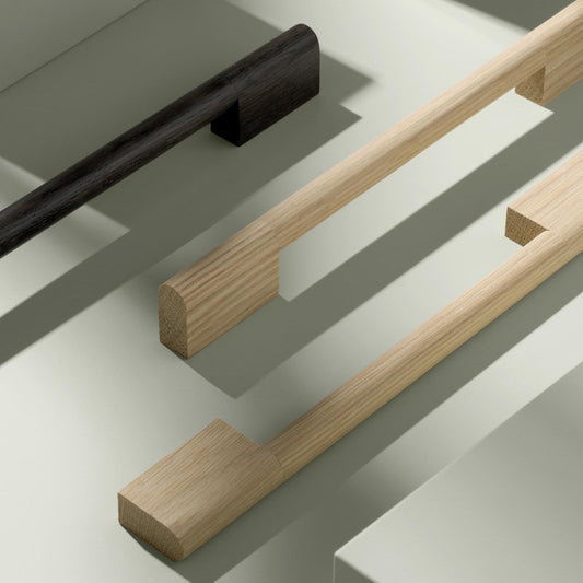 Vonsild Fortis Oak Clear Lacquered Wooden Handle 224mm/288mm & 448mm/512mm