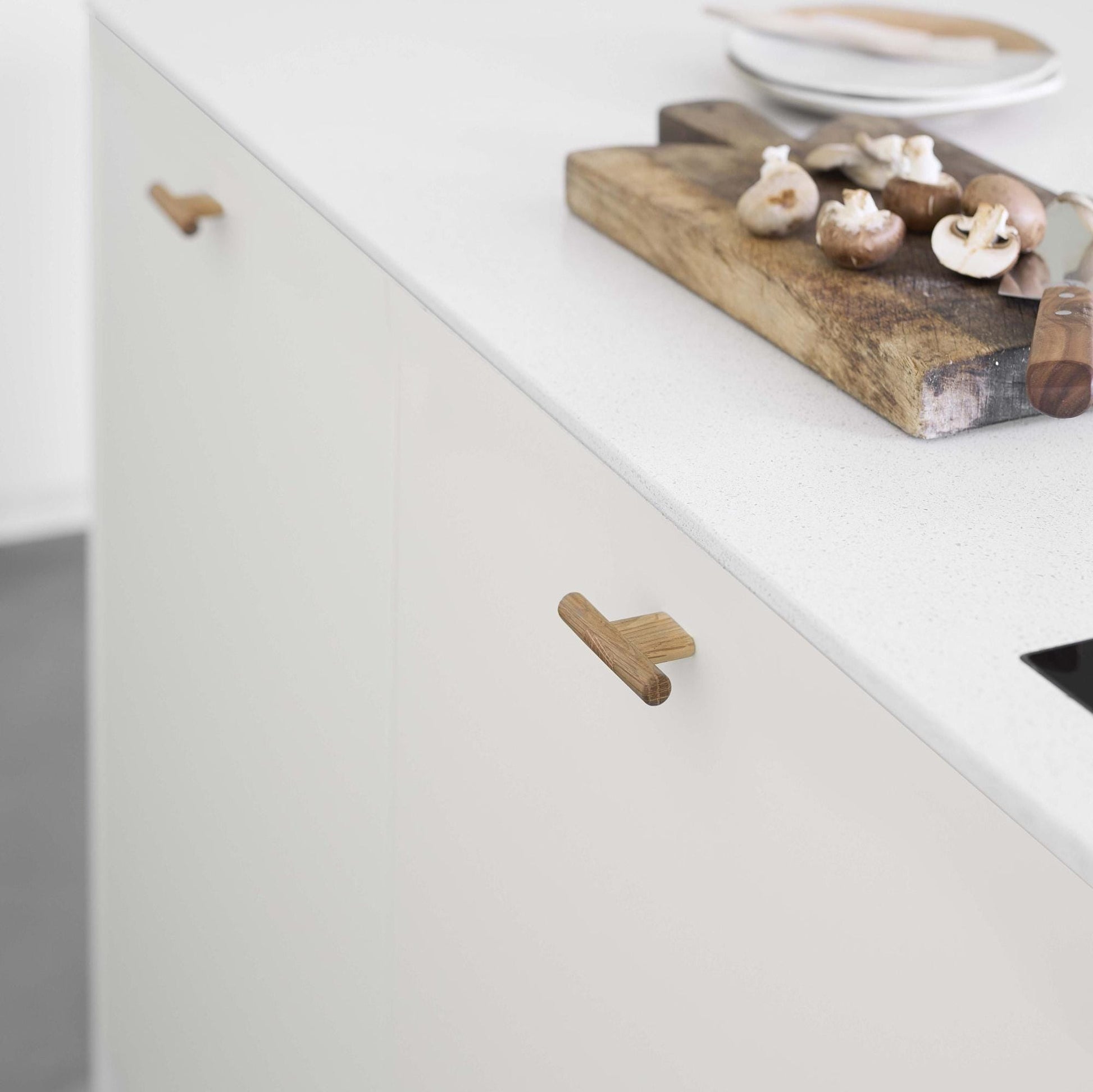 Furnipart Join Wooden Handle & Knob Oak Lacquered 160mm 320mm Knob