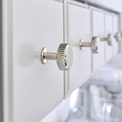Howdens Fluted Handle & Knob 177.5mm 690mm Round Knob T- Knob Polished Nickel Effect Classic