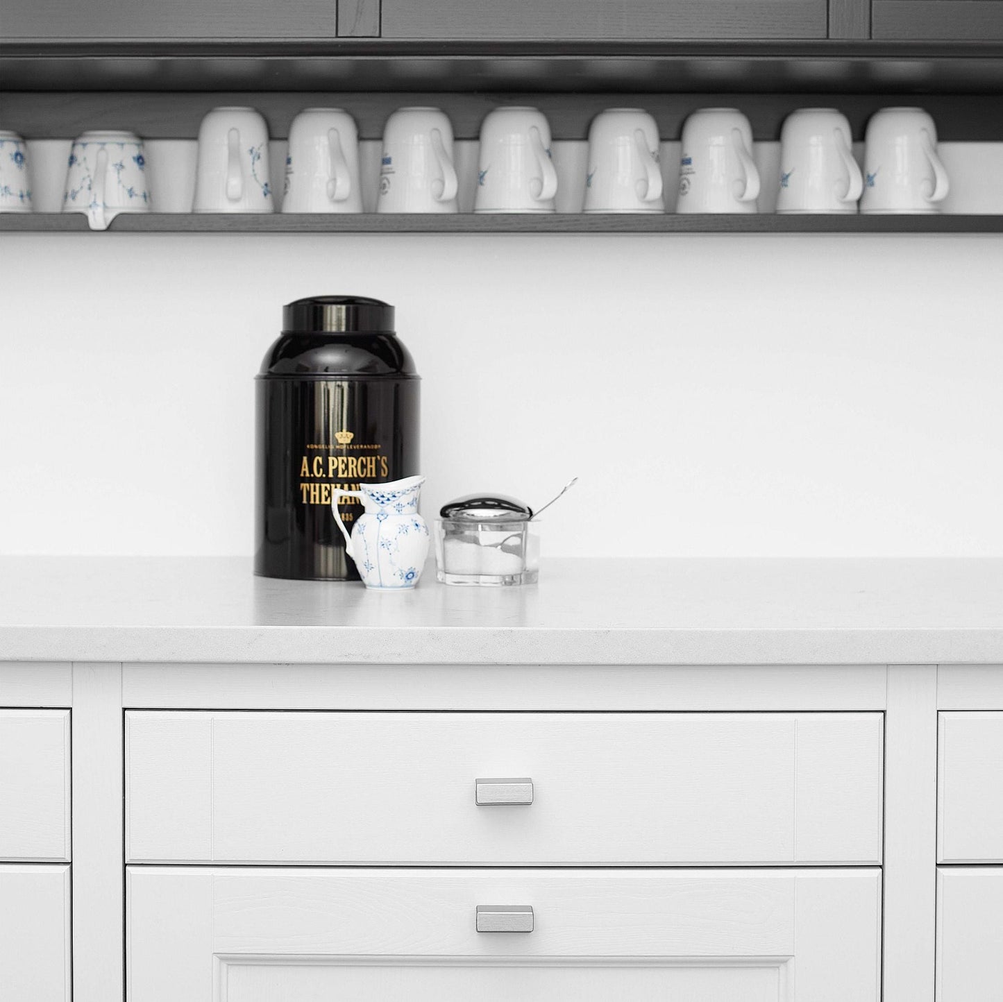 Howdens Ingot Brushed Nickel Effect Trimline Bar Cupboard Handle