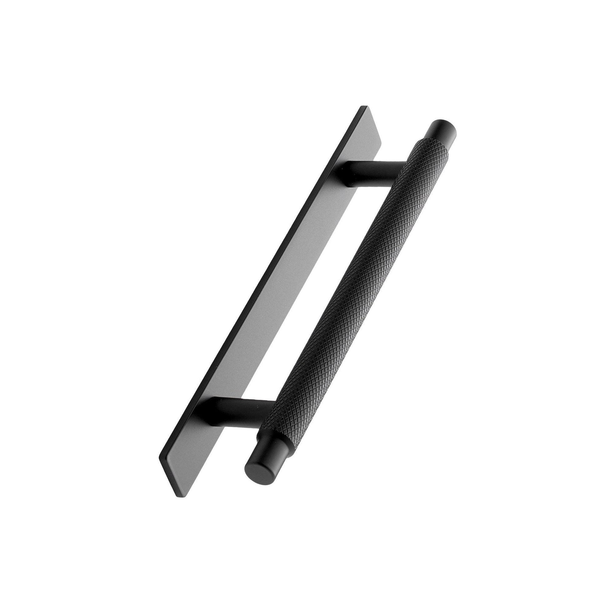 Furnipart Manor Knurled Handles & Knobs Matt Black