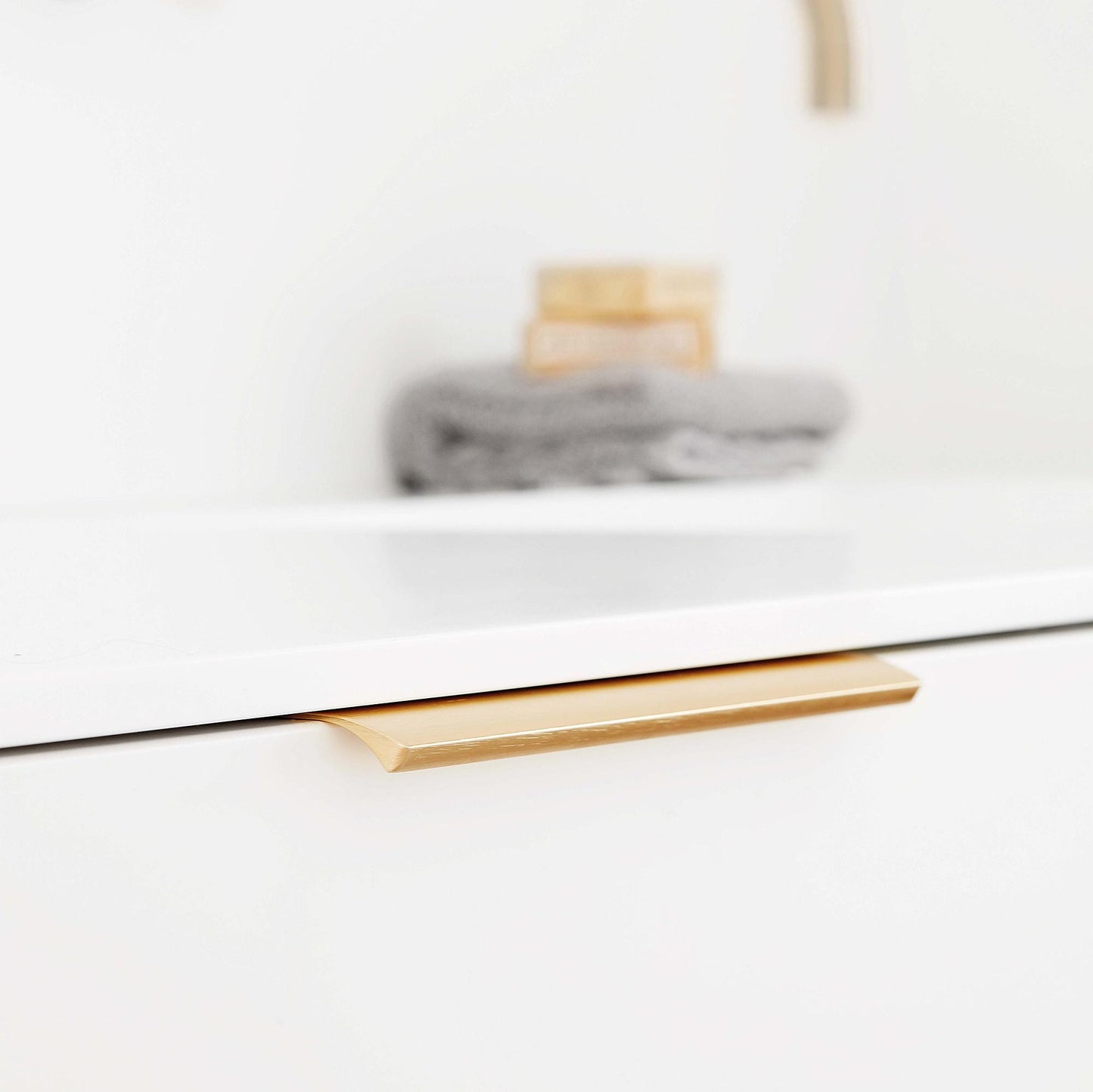 Furnipart Edge Straight Brushed Brass Profile Trim Handle 40mm 100mm 200mm 600mm 1200mm