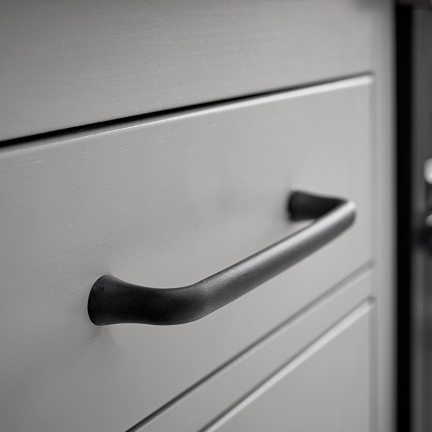 Furnipart Motion Cast Iron Handle Matt Black