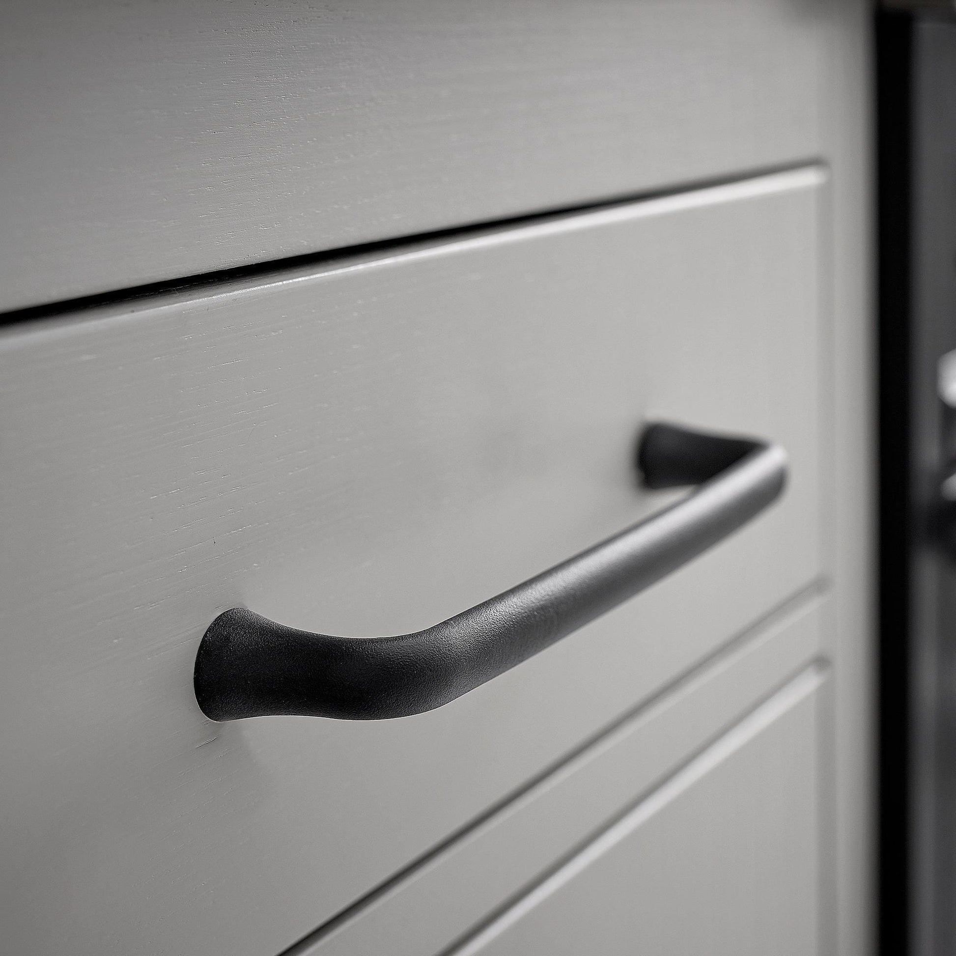 Furnipart Motion Cast Iron Handle Matt Black