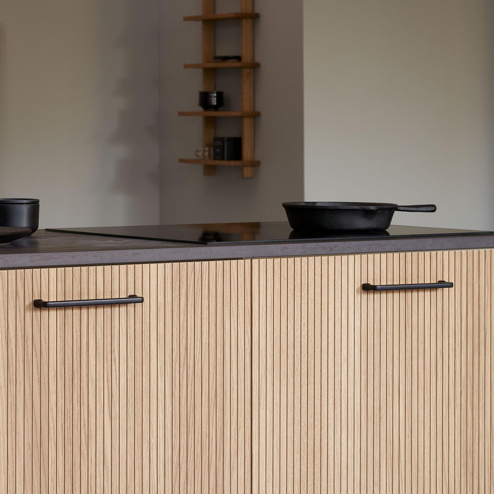 Furnipart Equester Handle & Cup Matt Black 160mm 320mm