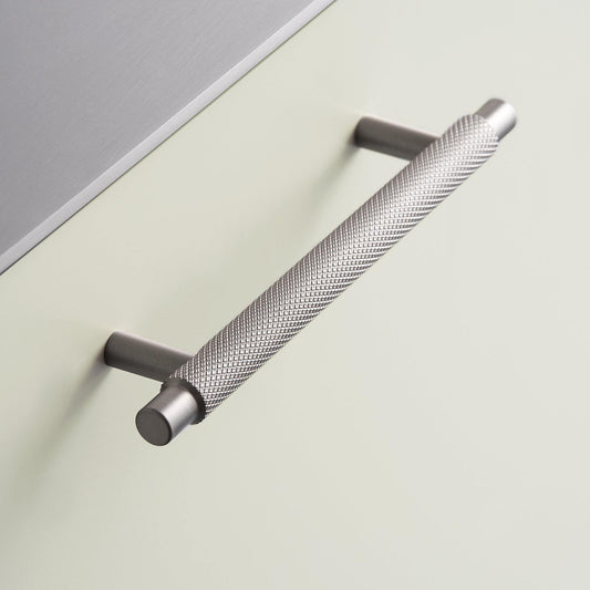 Furnipart Manor Knurled Handles & Knobs Inox Silver