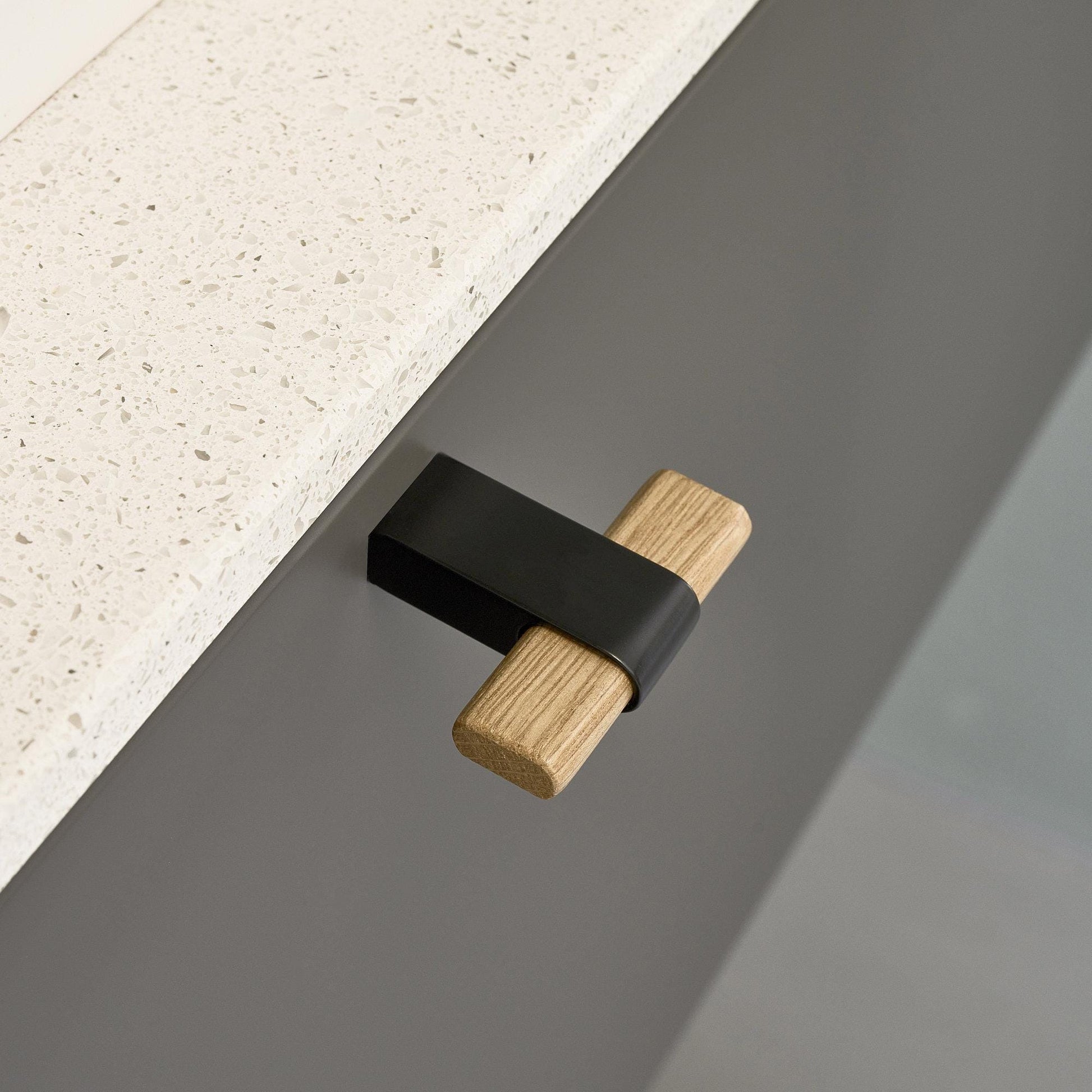 Furnipart Crossing Oak Real Wooden Handle & Knob Lacquered 160mm 320mm