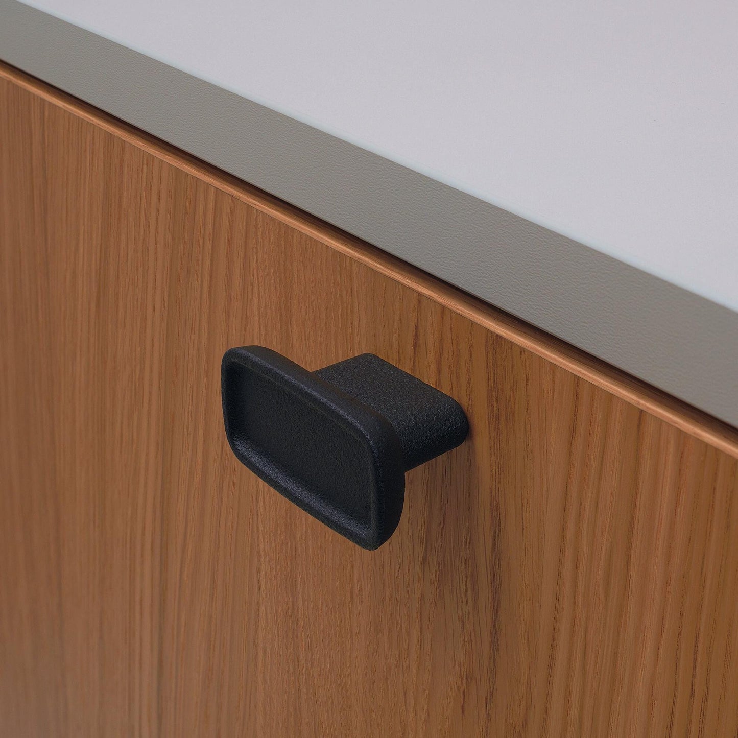 Furnipart Motion Cast Iron Handle Matt Black