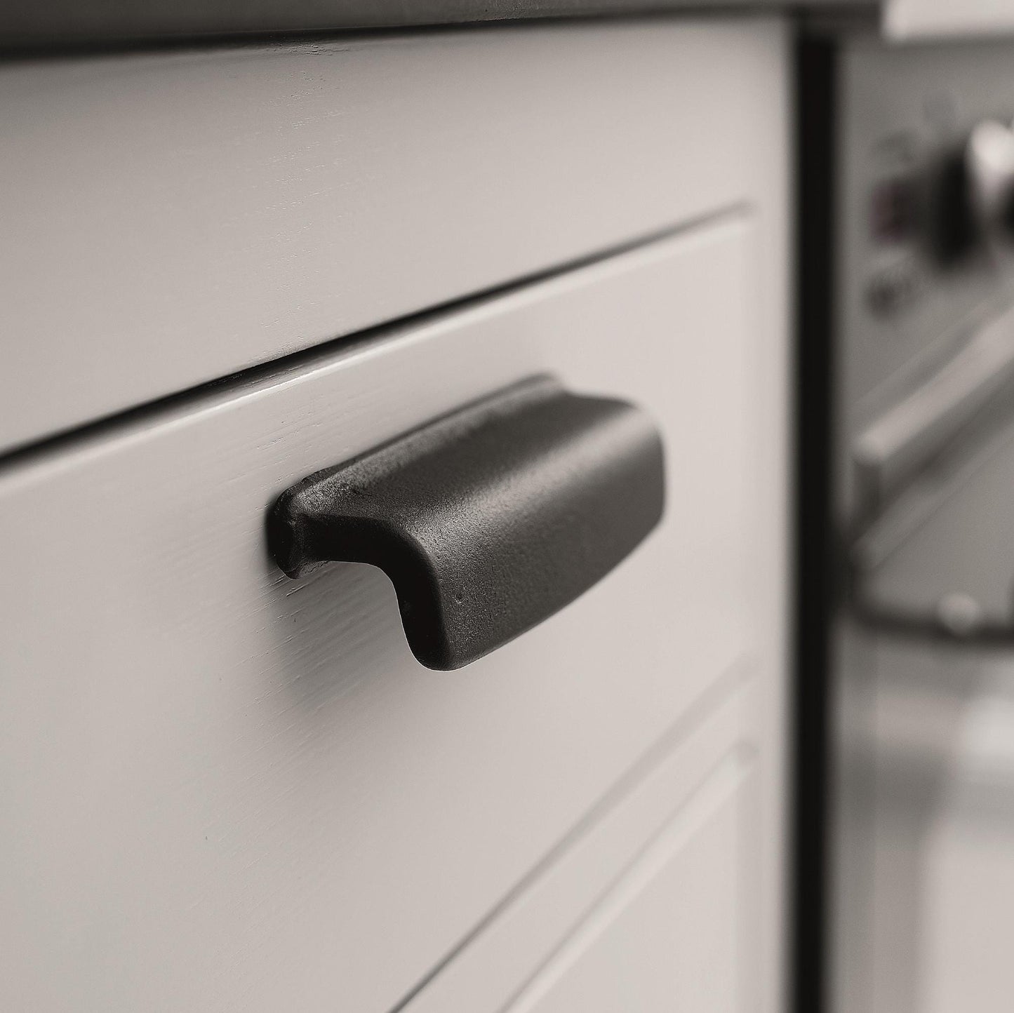 Furnipart Motion Cast Iron Handle Matt Black