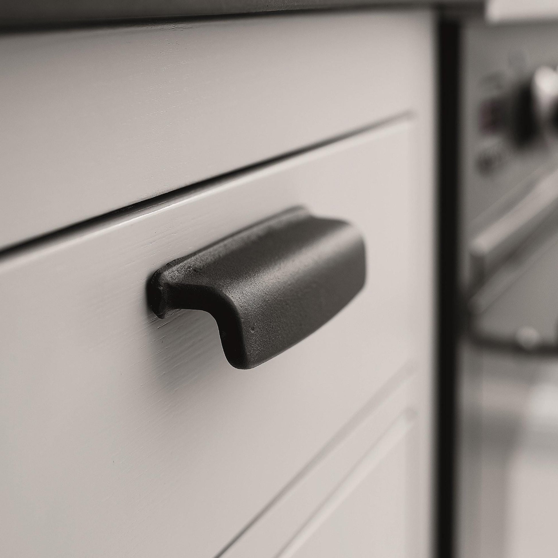 Furnipart Motion Cast Iron Handle Matt Black