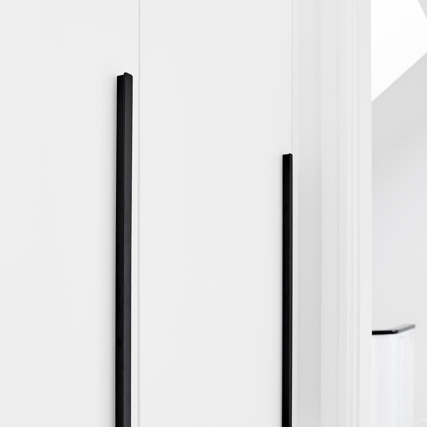 Furnipart Elan Brushed Matt Black Slim Profile Handle 50mm 200mm 600mm 1200mm