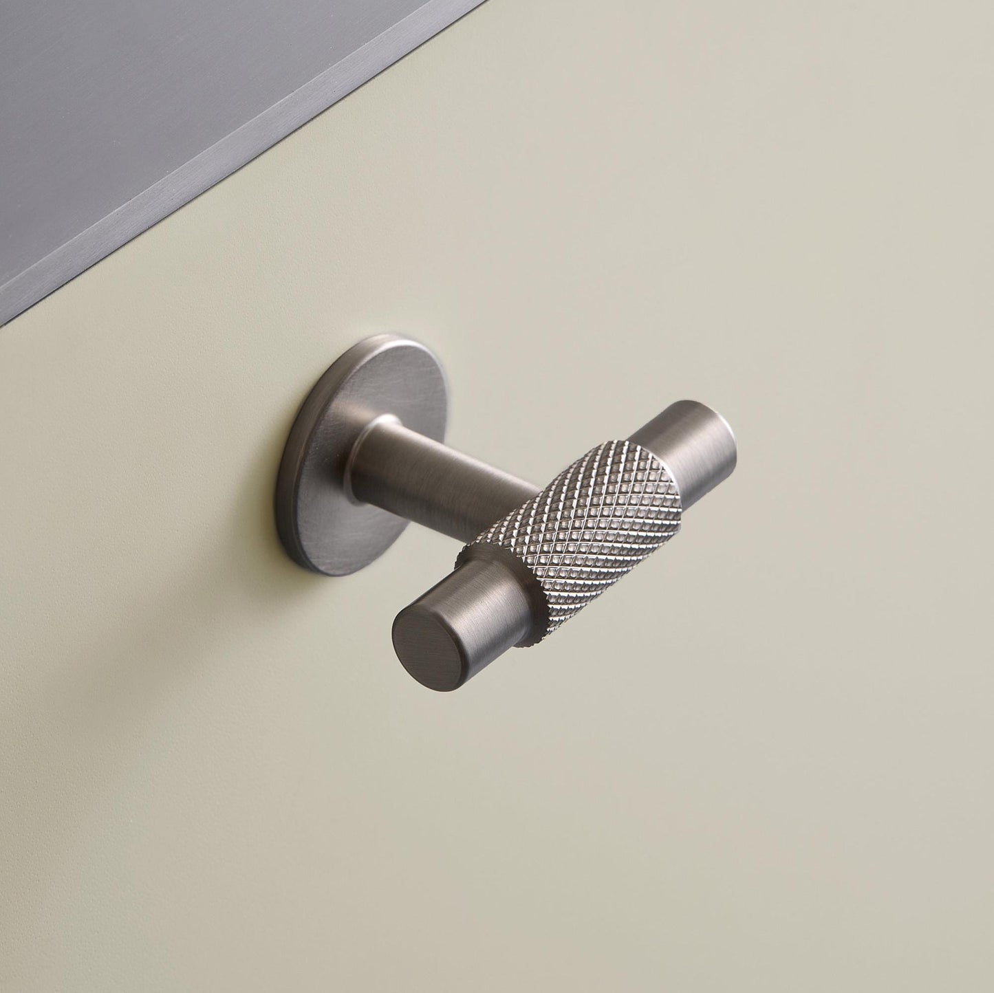 Furnipart Manor Knurled Handles & Knobs Inox Silver