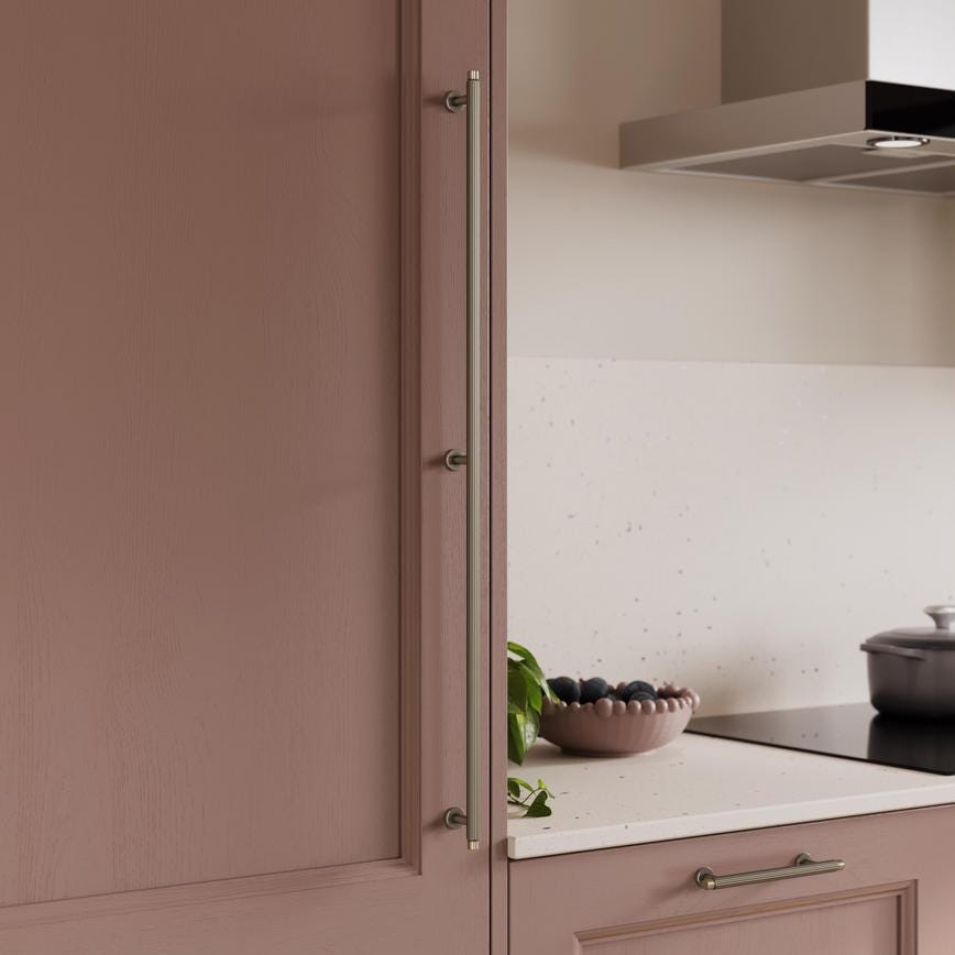 Howdens Fluted Handle & Knob 177.5mm 690mm Round Knob T- Knob Aged Brass Classic