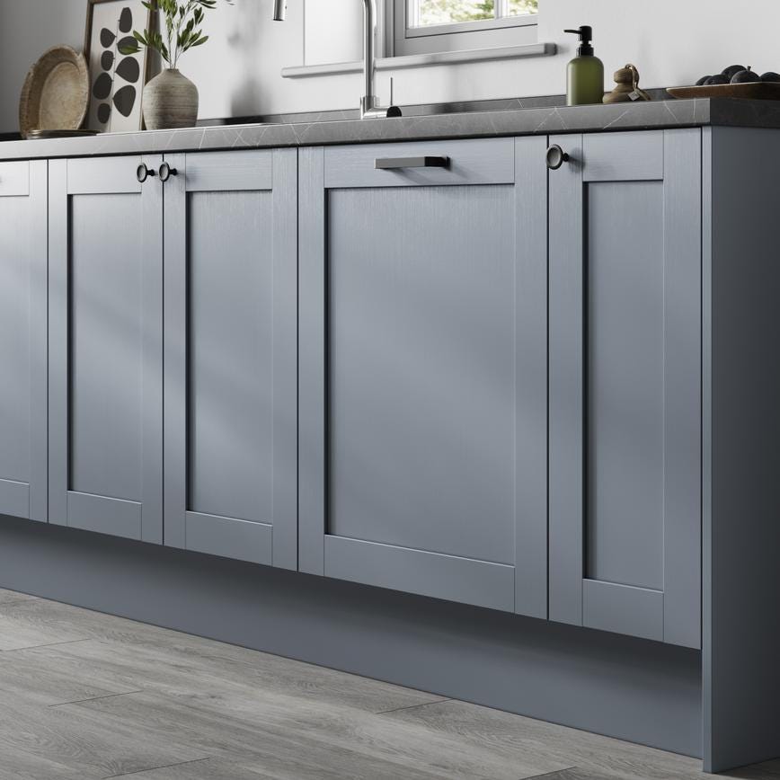 Howdens Belfry Handle 164mm & Round Knob Matt Black