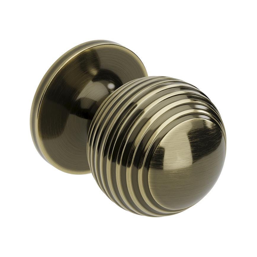 Howdens Beehive Aged Brass Effect Fluted Round Cupboard Door Knob 32mm