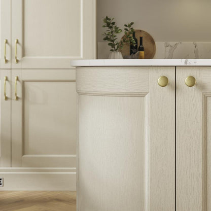 Howdens Earl Brass Effect Classic D Cupboard Handle 172mm, Cup & Knob