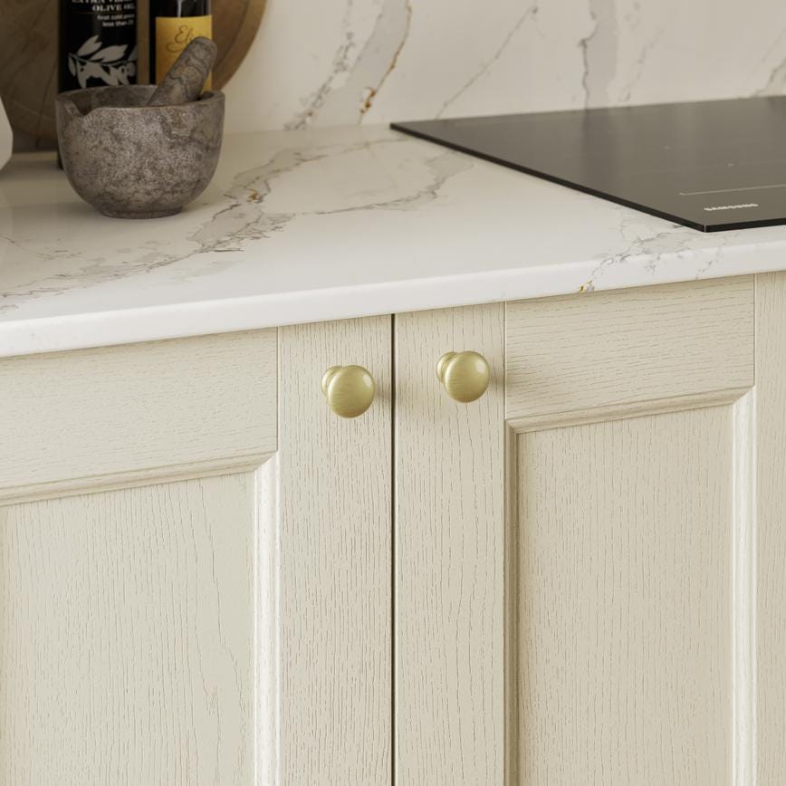 Howdens Earl Brass Effect Classic D Cupboard Handle 172mm, Cup & Knob
