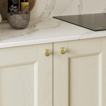 Howdens Earl Brass Effect Classic D Cupboard Handle 172mm, Cup & Knob