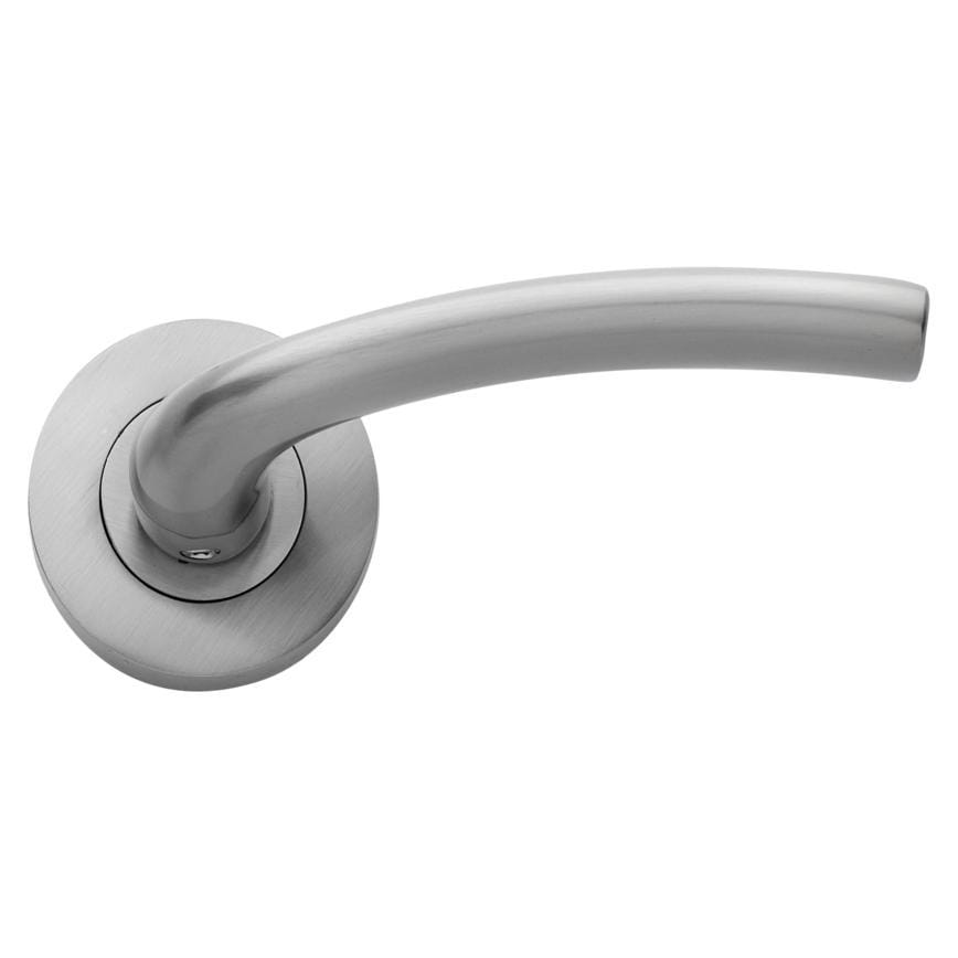 Howdens Yarwell Satin Nickel Lever on Rose Door Handle Pair