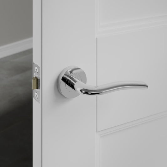 Howdens Yarwell Polished Chrome Lever on Rose Door Handle Pair