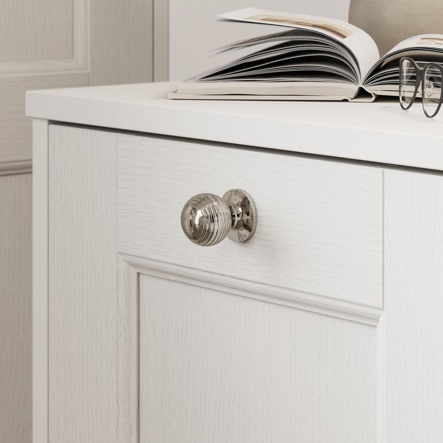 Howdens Beehive Matt Black Fluted Round Cupboard Door Knob 32mm