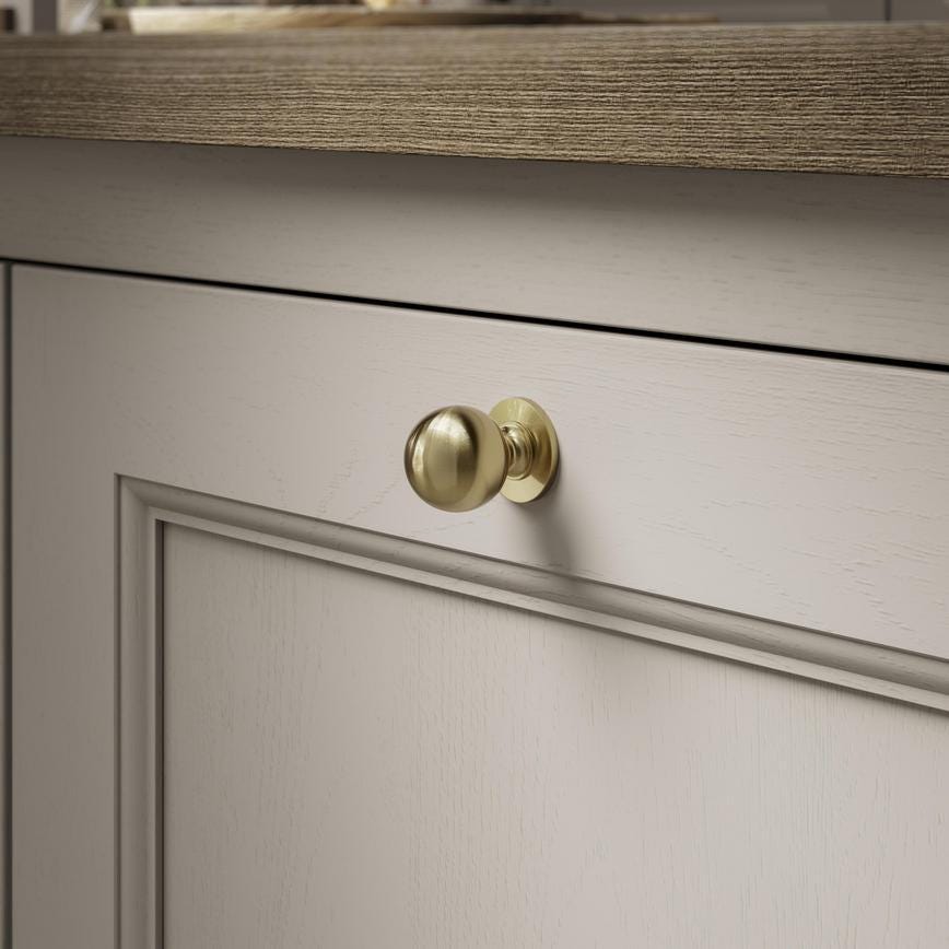 Howdens Beehive Smooth Satin Brass Effect Round Cupboard Door Knob 32mm