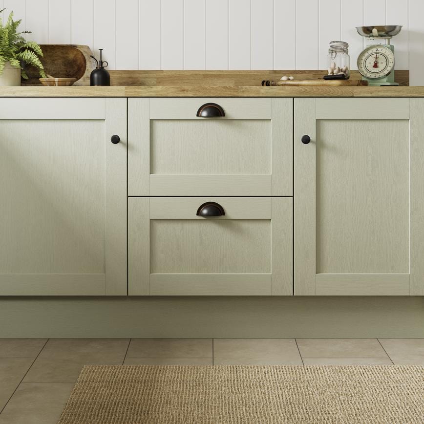 Howdens Earl Blackened Copper Effect Classic D Cupboard Handle 172mm, Cup & Knob