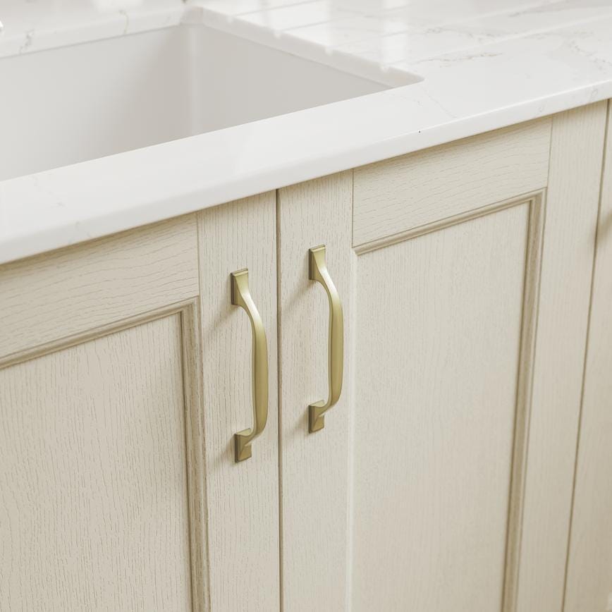 Howdens Earl Brass Effect Classic D Cupboard Handle 172mm, Cup & Knob