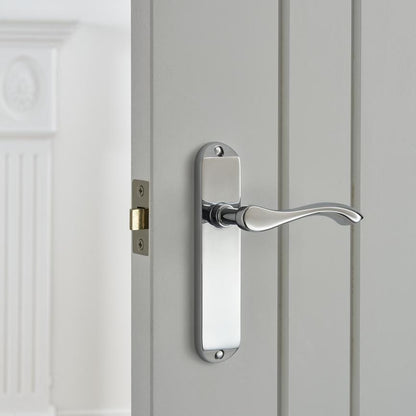 Howdens Cesano Polished Chrome Lever on Backplate Latch Door Handle Pair