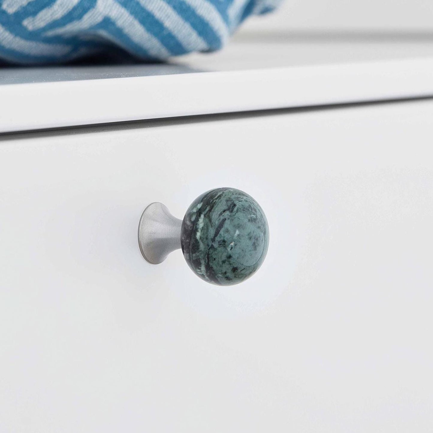Furnipart Bead Straight Knob Marble White & Green 28mm Diameter