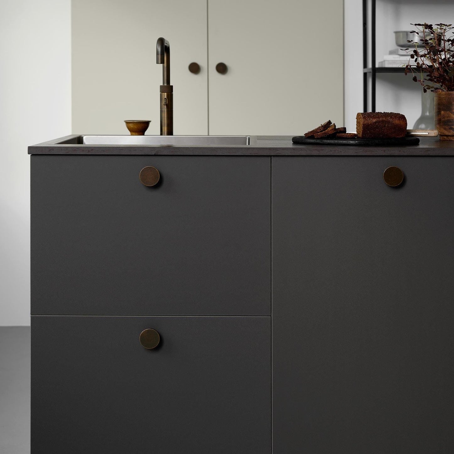 Furnipart Circle Antique Brown, Dark Brushed Gold & Inox Knob 50mm