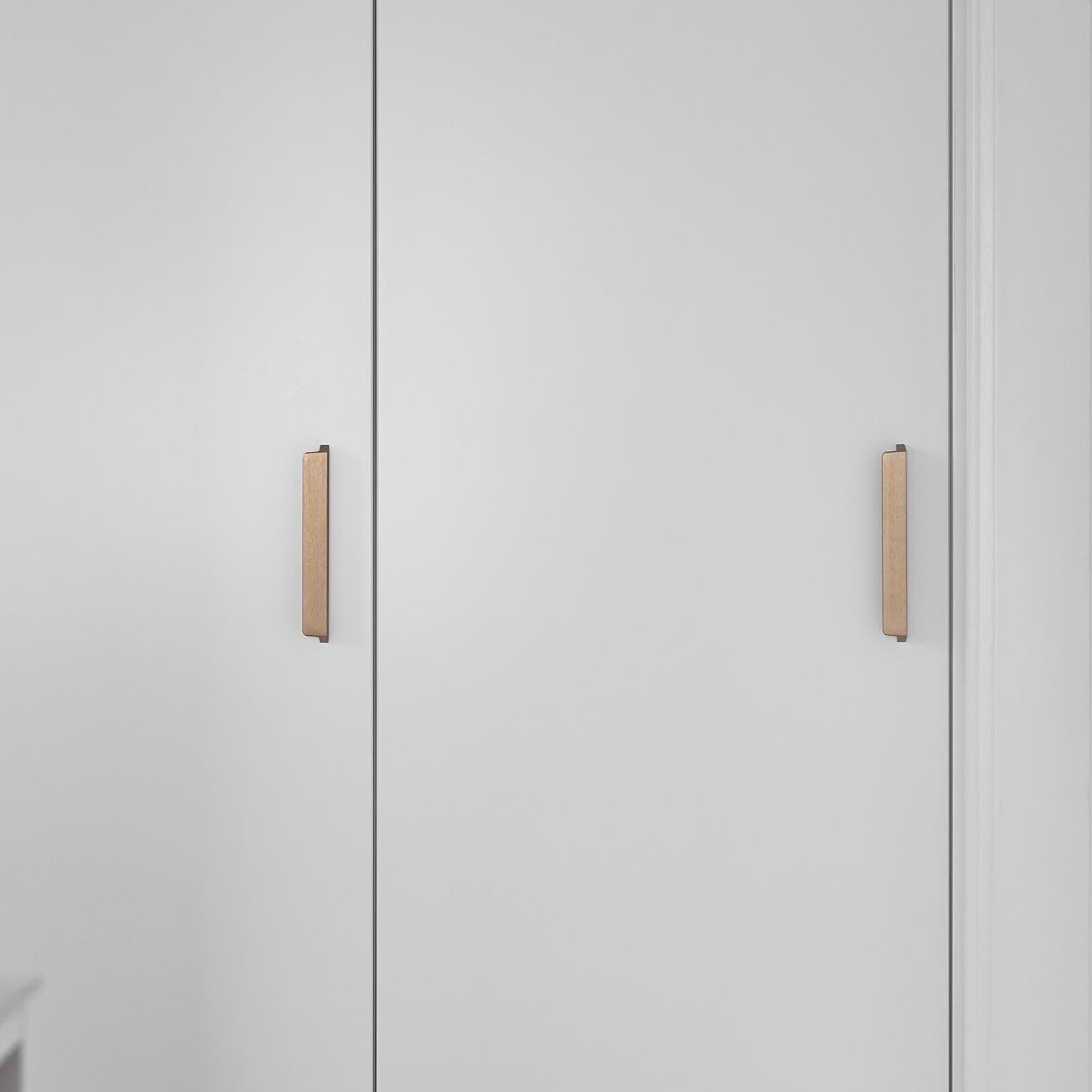 Furnipart Envelope Brushed Brass Handle & Knob 50mm 200mm