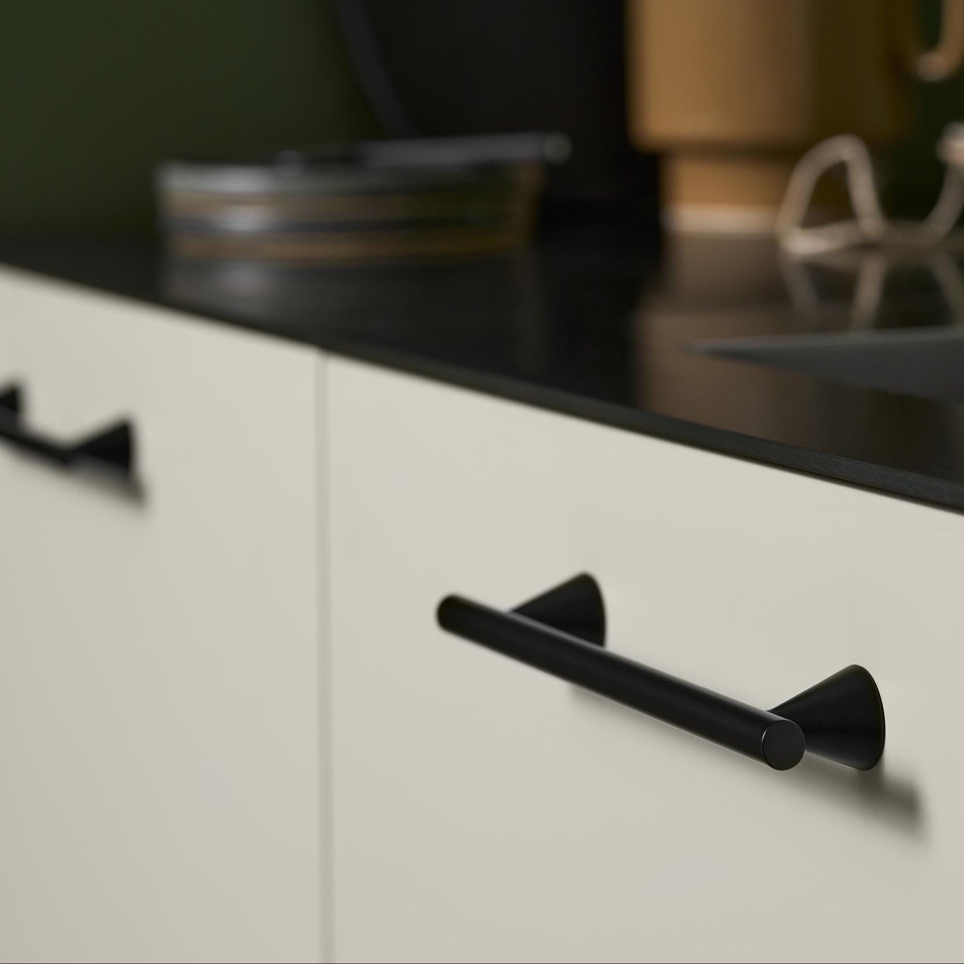 Furnipart Delta Handle & T-Knob Matt Black 160mm