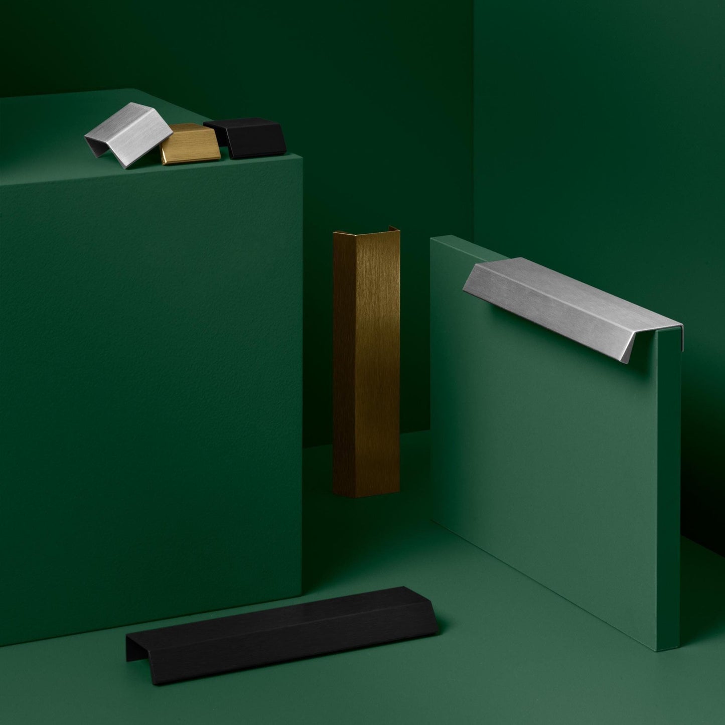 Furnipart Bench Brushed Matt Black Profile Trim Handle 40mm & 200mm