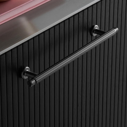 Furnipart Villa Fluted Handle & Knob Gun Metal 128mm 192mm Round Knob T- Knob