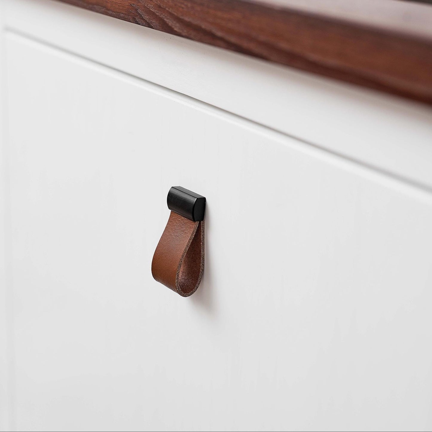 Furnipart Strap Cognac Leather & Black Knob