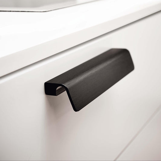 Furnipart Fringe Brushed Black Handle 160mm