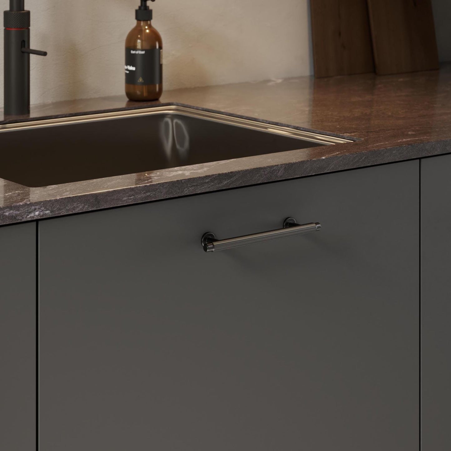 Furnipart Villa Fluted Handle & Knob Gun Metal 128mm 192mm Round Knob T- Knob