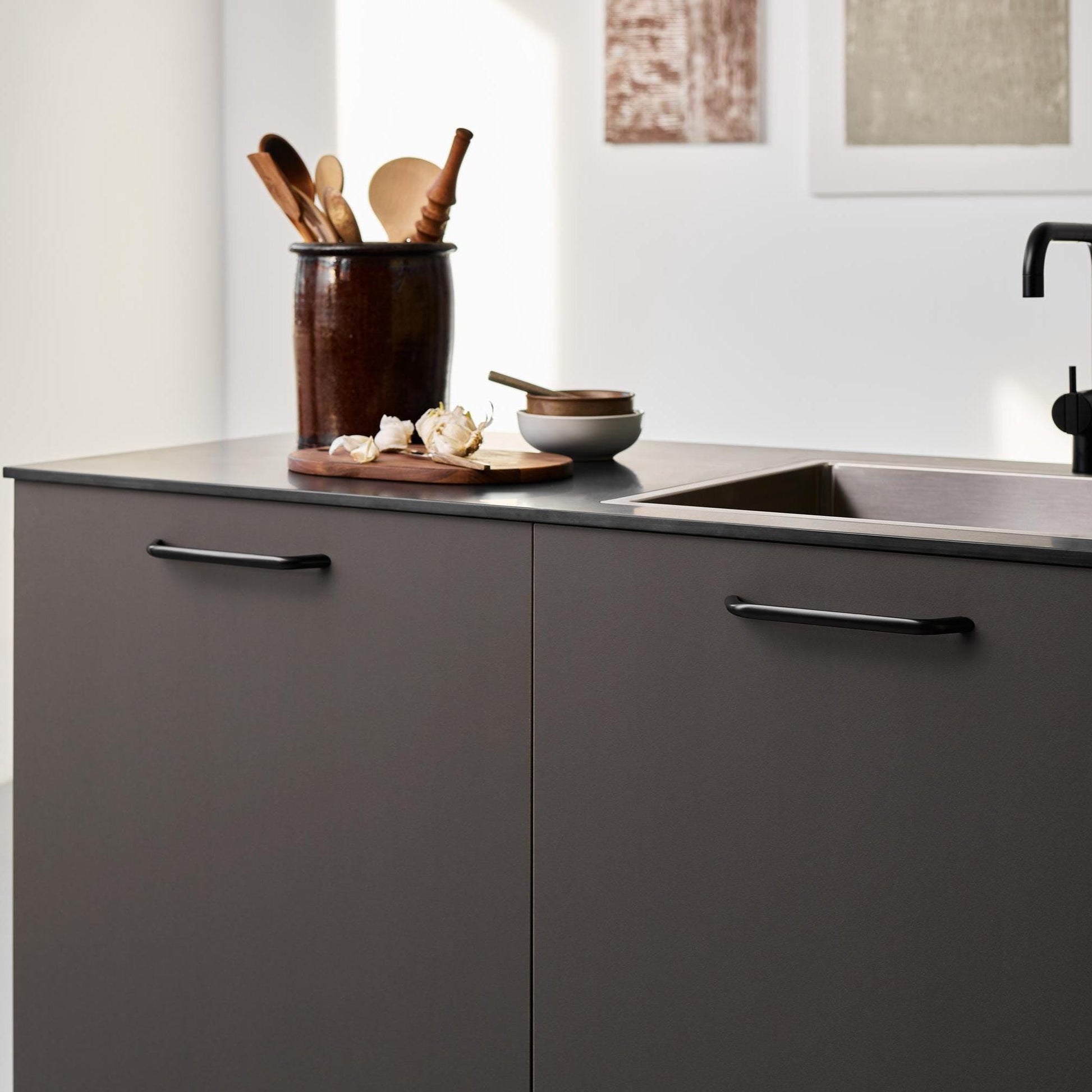 Furnipart Space Handle Matt Black Aluminium 128mm, 192mm & 320mm