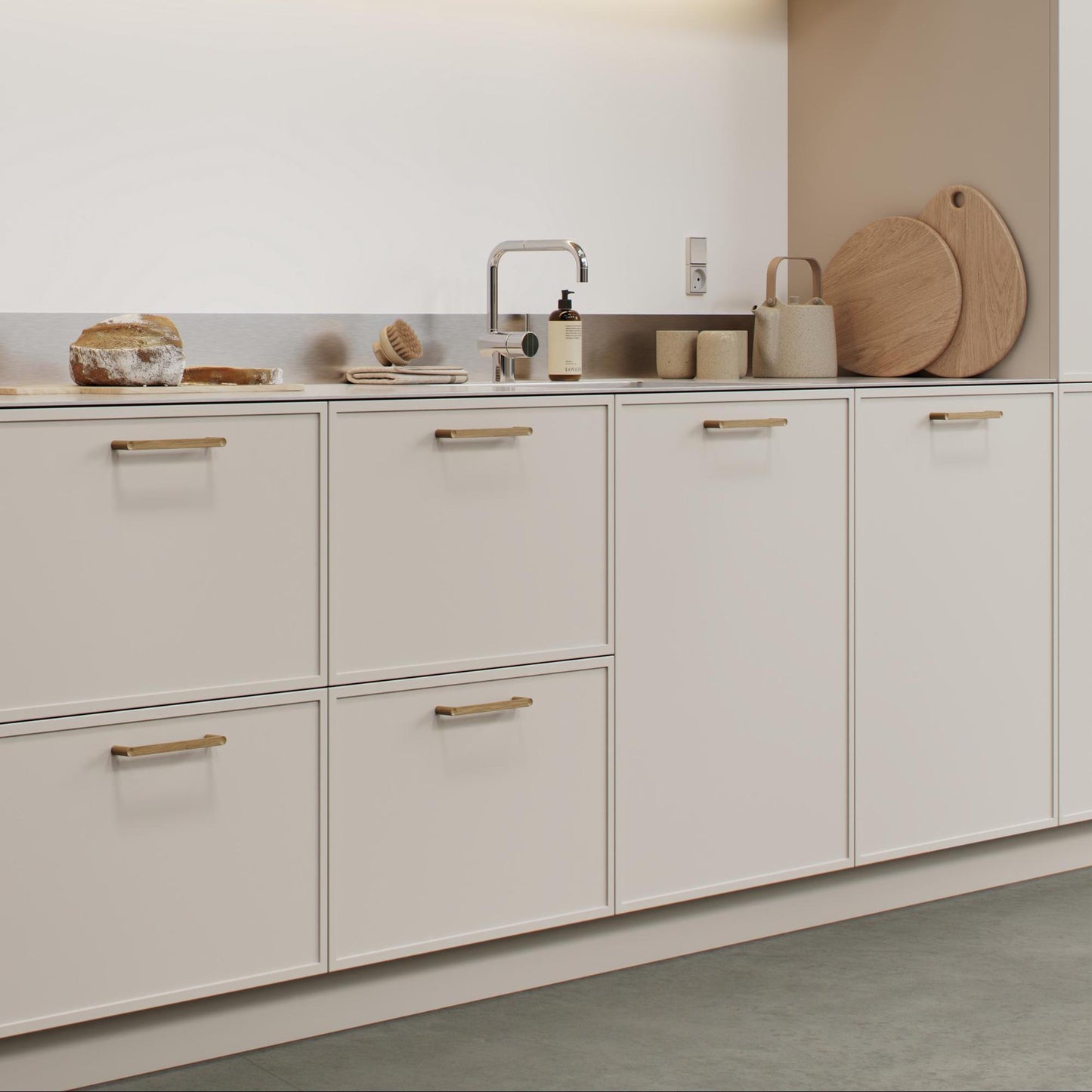 Furnipart Punto Handle & Knob 160mm Oak Clear Lacquered