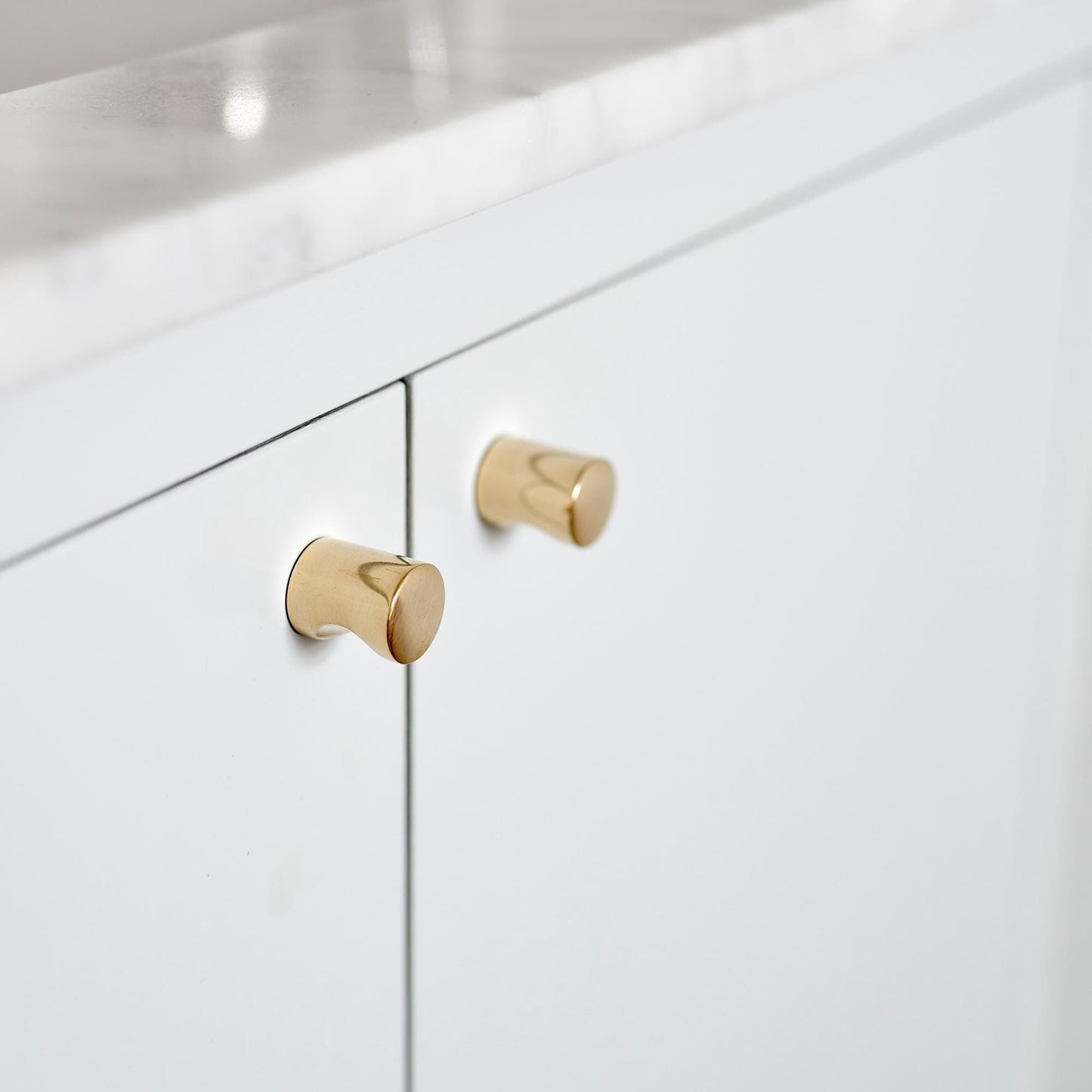 Furnipart Tumbler Round Knob Untreated Brass Polished 21mm